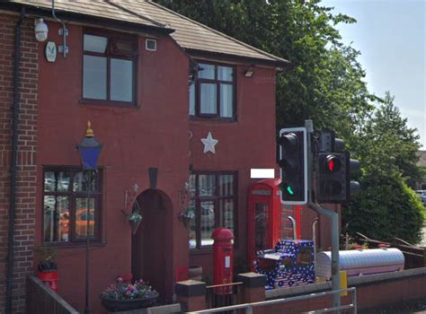 The 10 best guest houses in Bolton, UK .